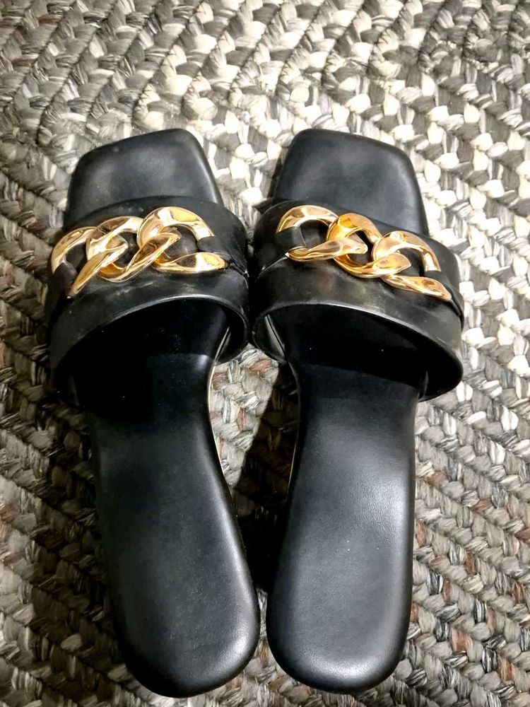 Women Footwear