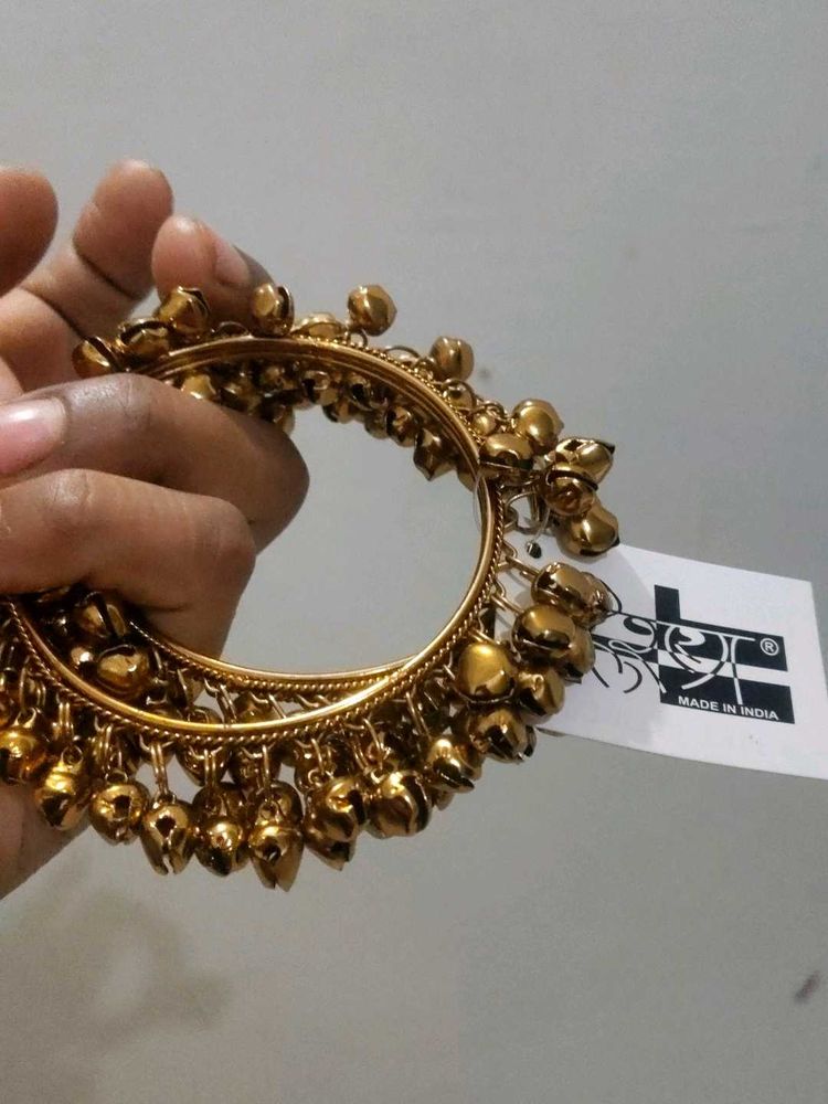 New With Lable Unused Golden Gingle Bangles