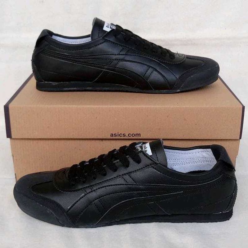 Onitsuka Tiger Mexico 66 Triple
