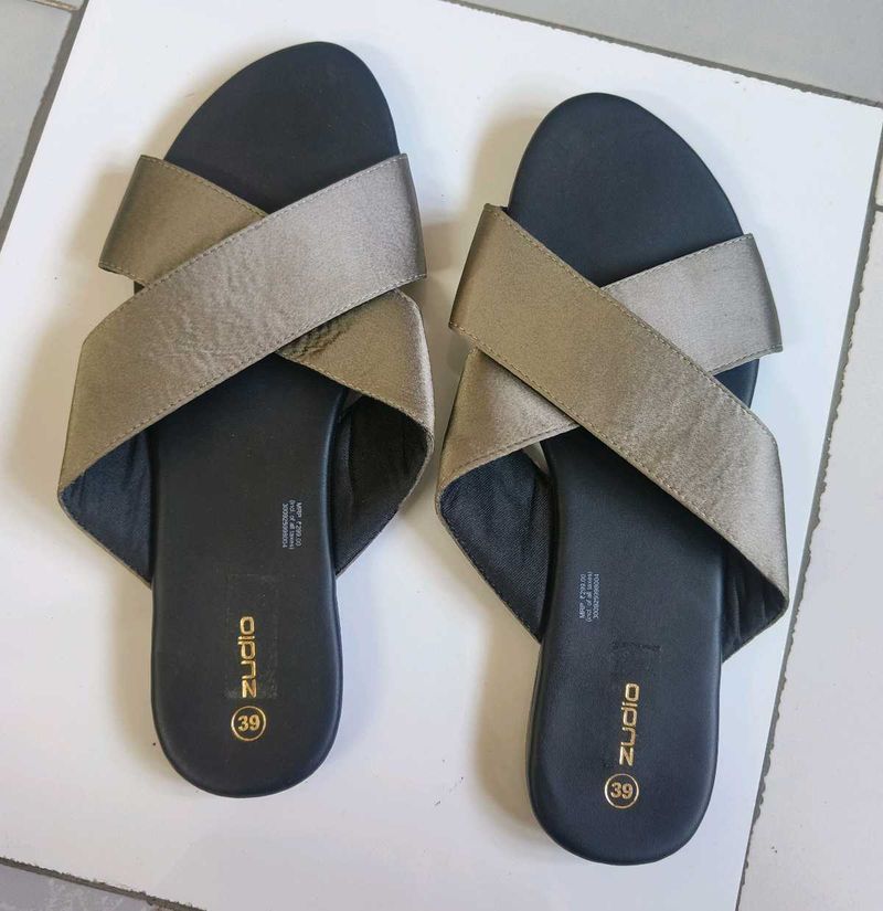 Zudio - Women Cross Strap Flats 😍