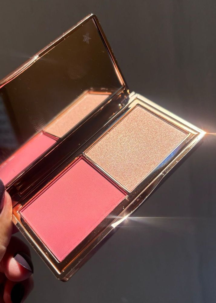 CHARLOTTE TILBURY GLOW &amp; GLIDE PALETTE