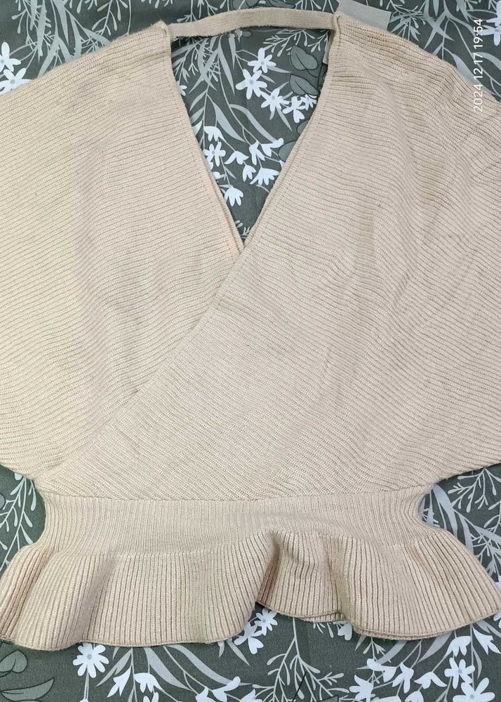 Zara Sweater V-neck Puffed Sleeve Top