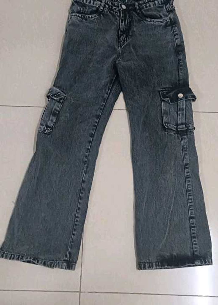 Cargo Jeans