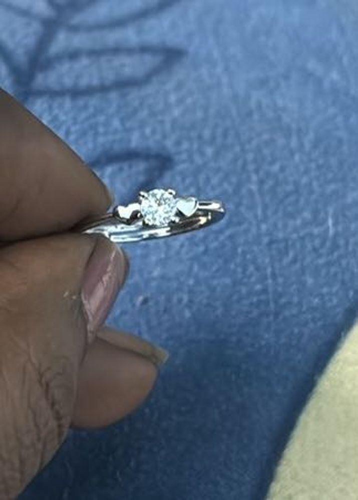 Elegant Silver tone Ring