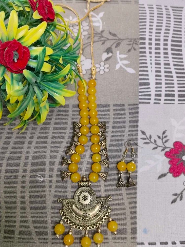 🌼Beautiful Yellow Pearl Necklace Set🌼