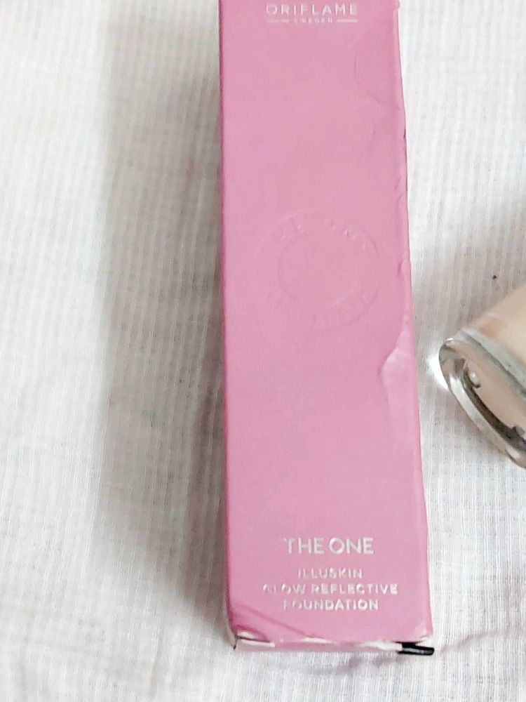 Oriflame One Illu Skin Glow Foundation