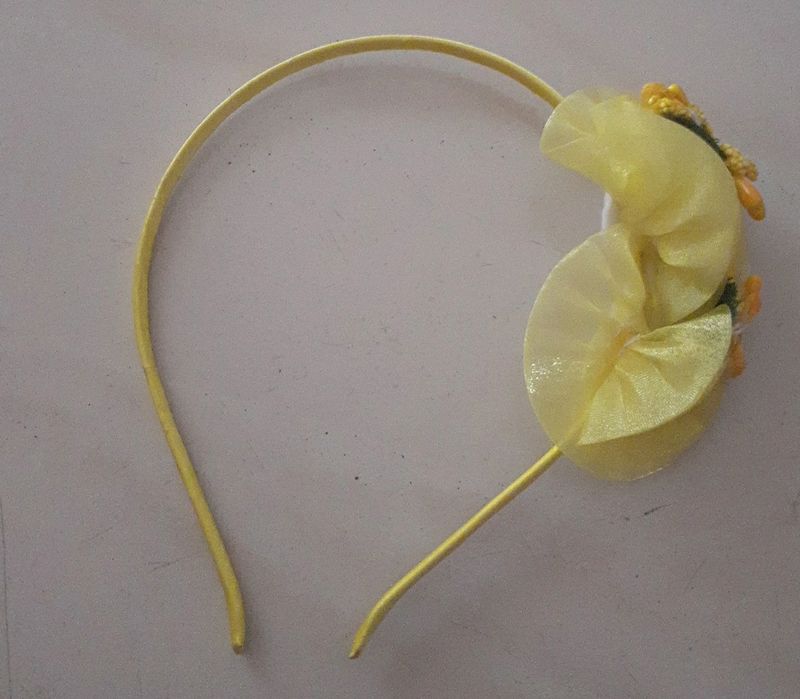 It&#39;s a Beautiful Hair Band With Little Flaws