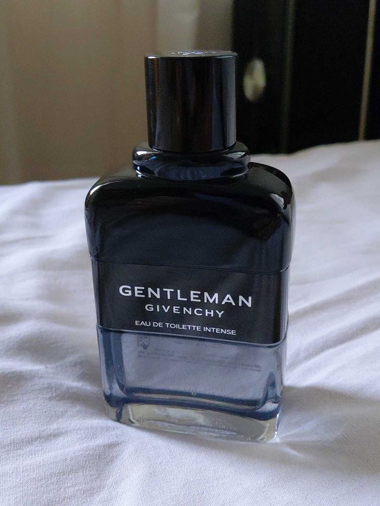 Givenchy Gentlemen- Intense 5ml decant.