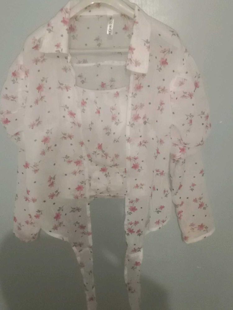 Beautiful Ful White Top With Shrug And Floral Prin