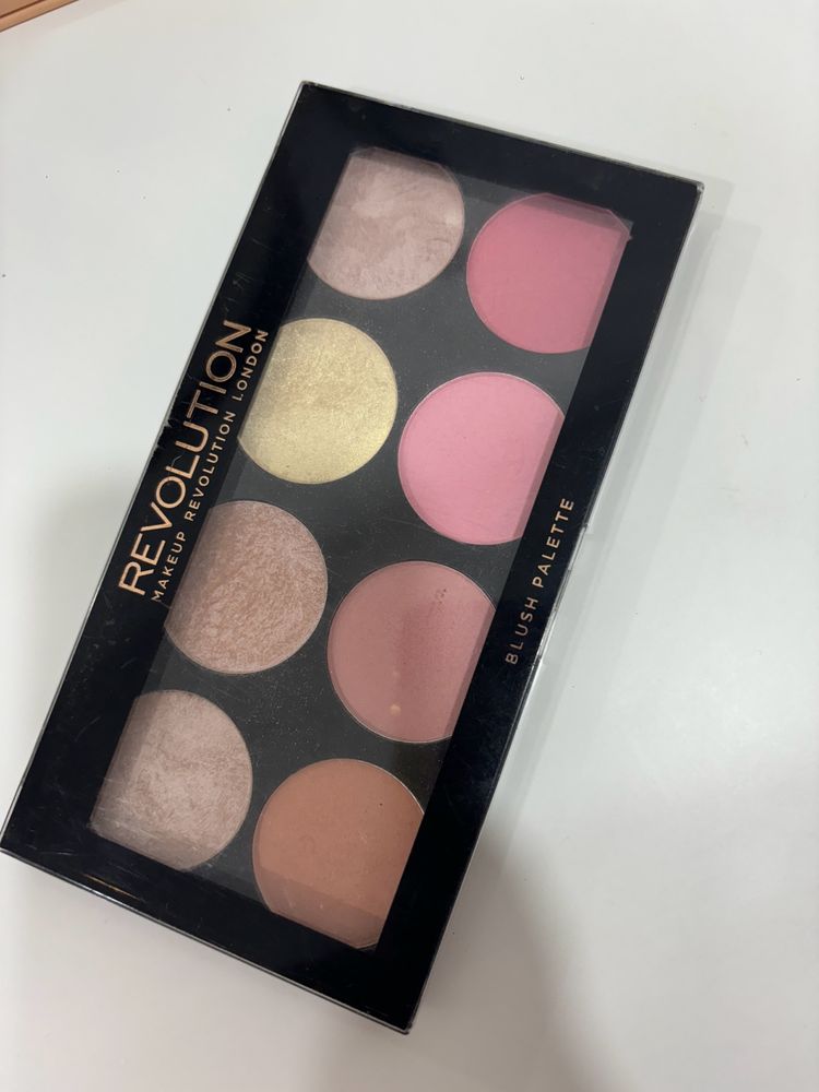 Makeup Revolution Blush And Highlight Palette