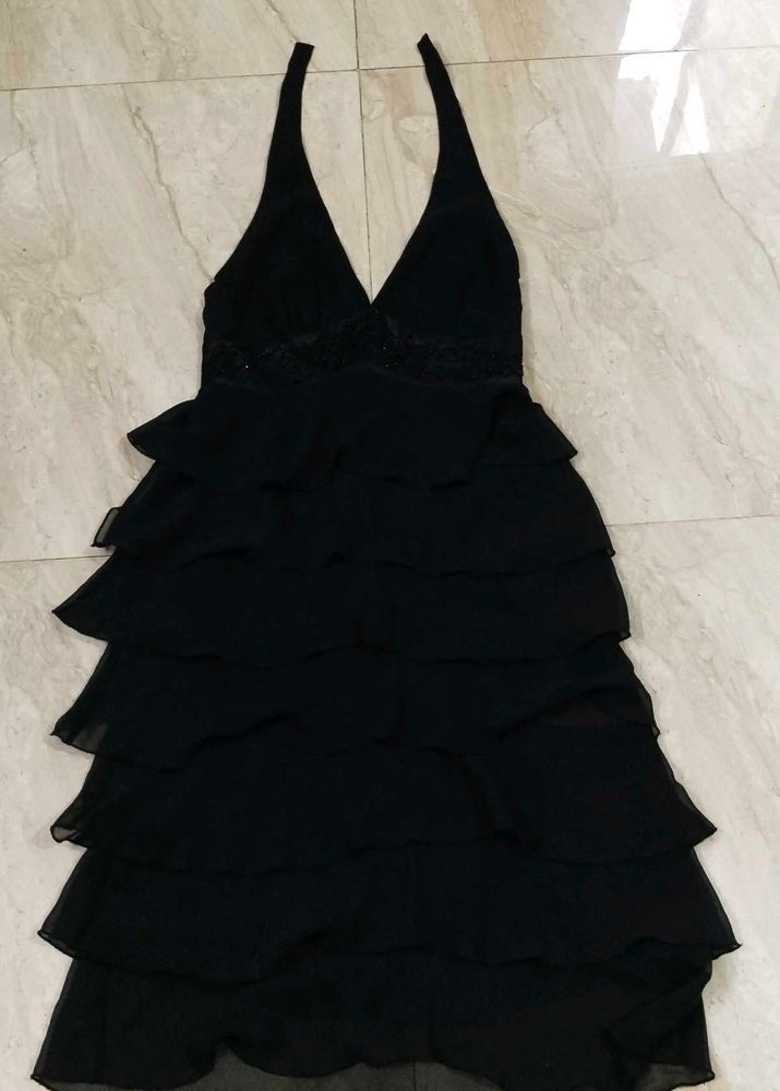 Elegant Black Halter-Neck Tiered Chiffon Gown