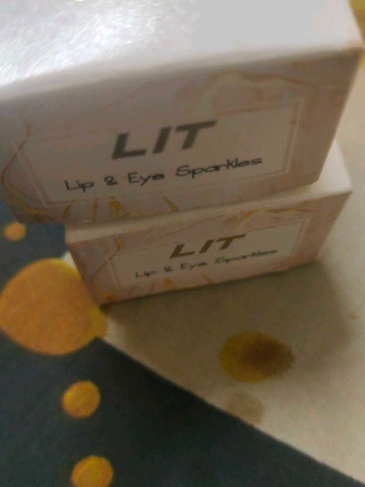 Lip And Eye Sparkles