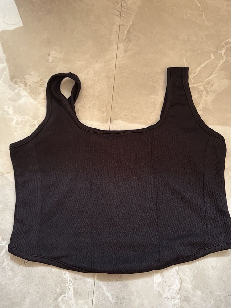 Black Sleeveless Top