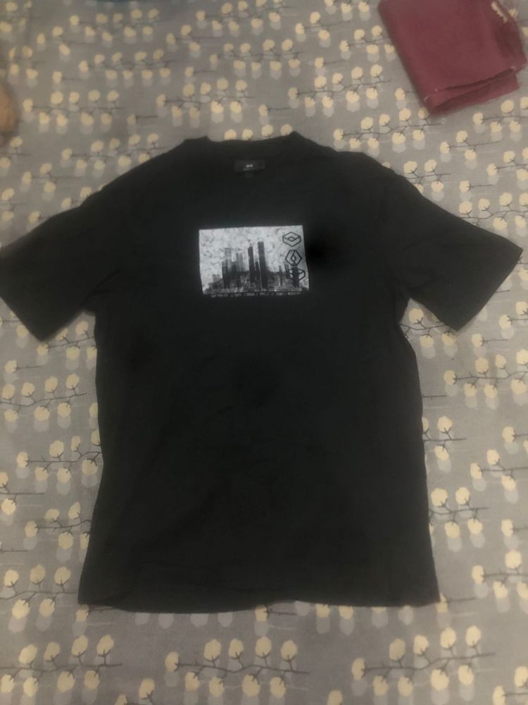 Graphic Print T-Shirt