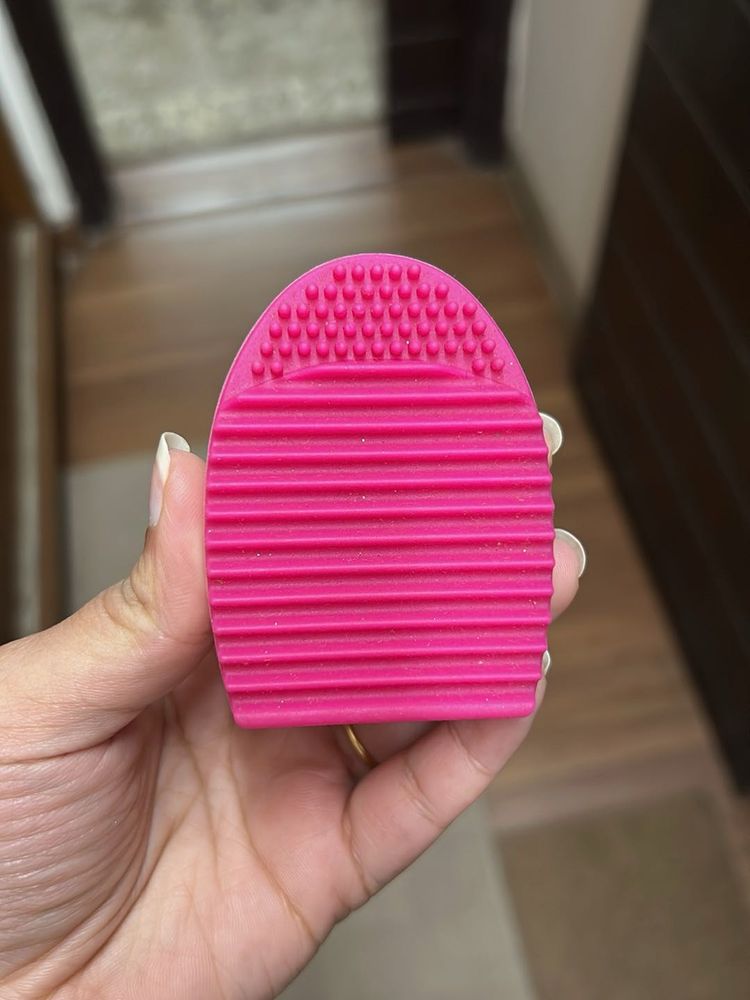 Makeup Brush Cleaning Pad