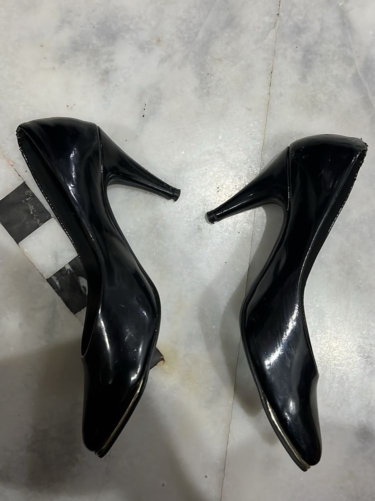 Hype Classy black Heels For Party
