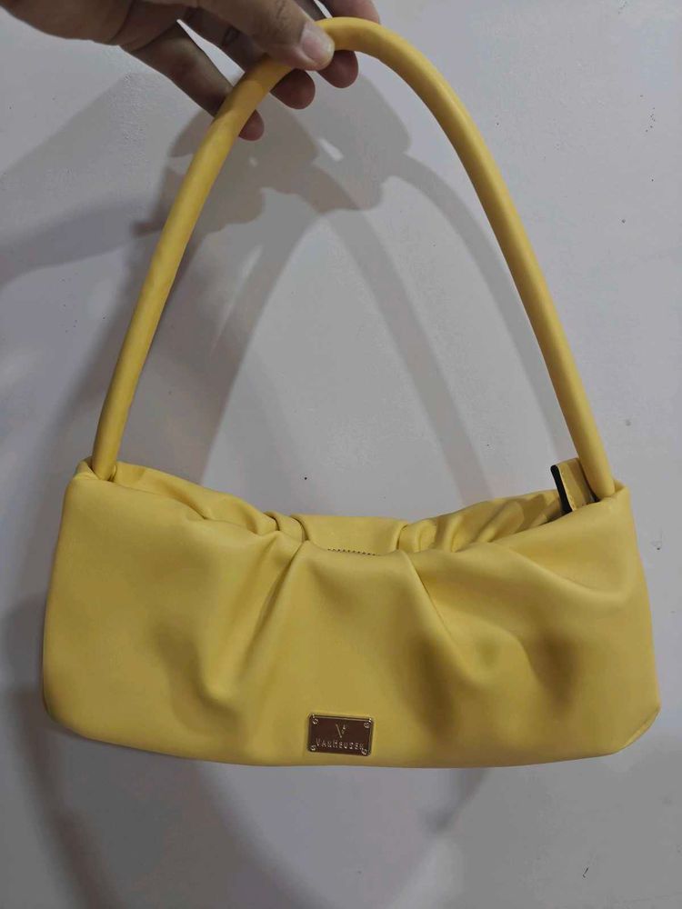 Van Heusen bag