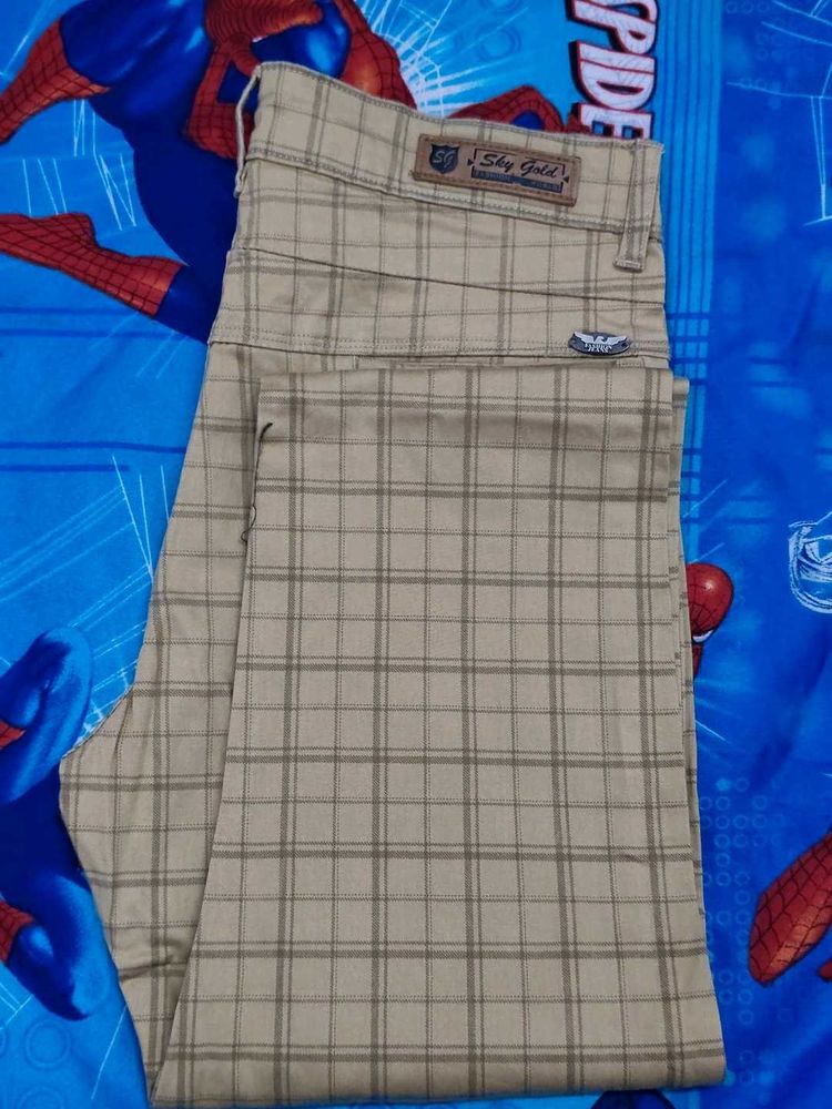 Checkered Casual Pants