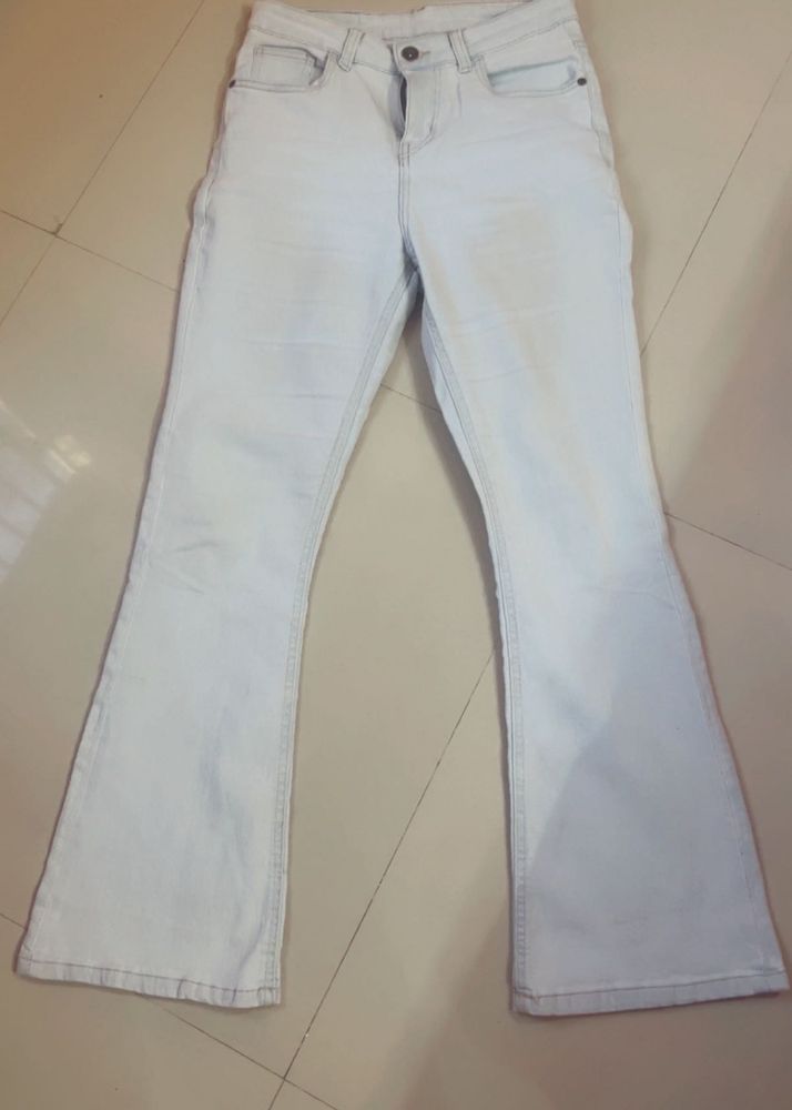 New Roadster Women&#39;s Flare Jeans