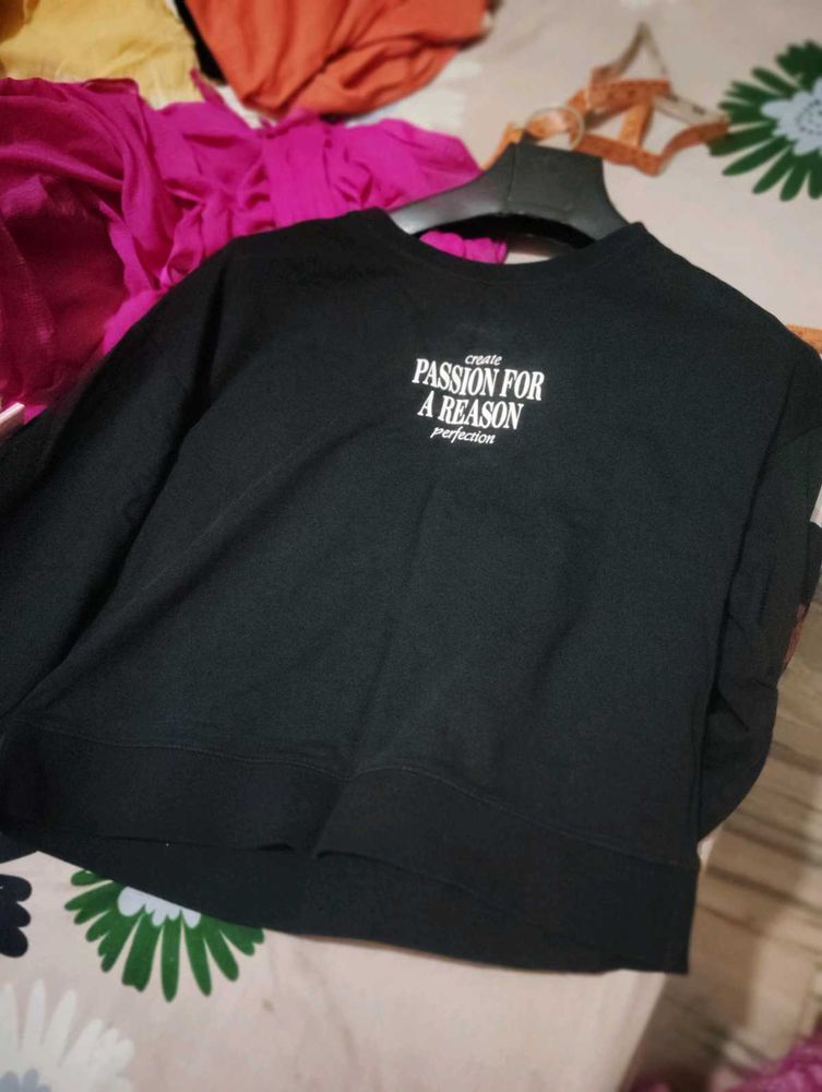 Black  Sweatshirts For Girls 40 Size