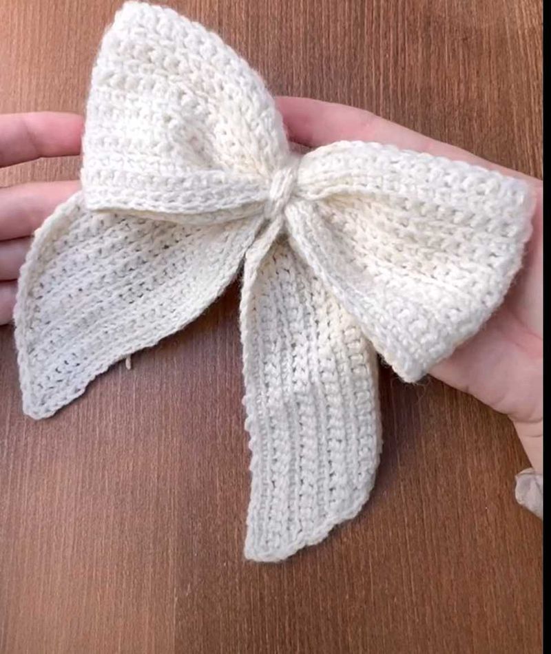 crochet bow (Any 1 Choose)