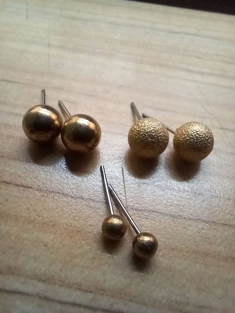 Golden Sphere Earrings Set!