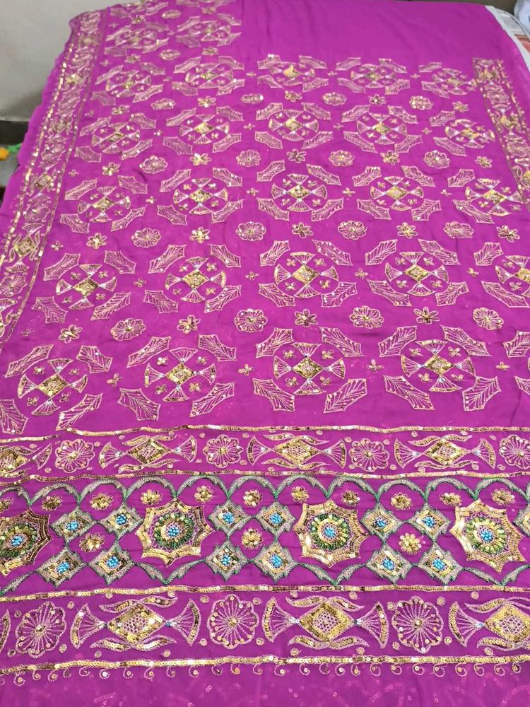 Vintage Aari Tari Saree