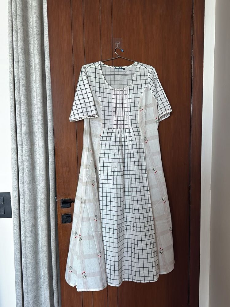 White Pure Cotton Long Kurti