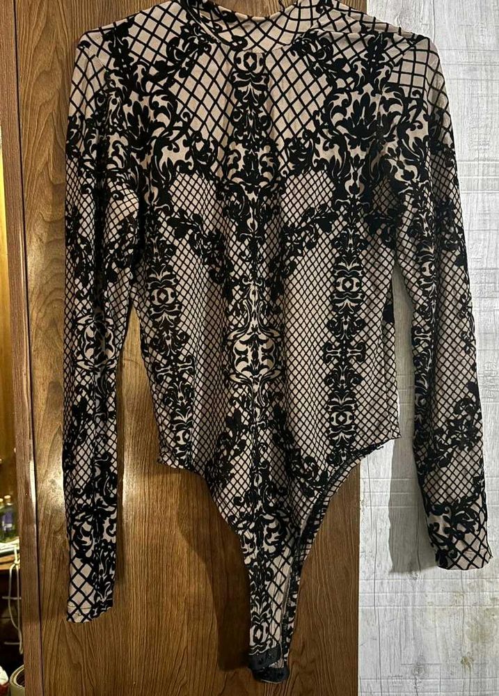 Patterned Long Sleeve bodysuit
