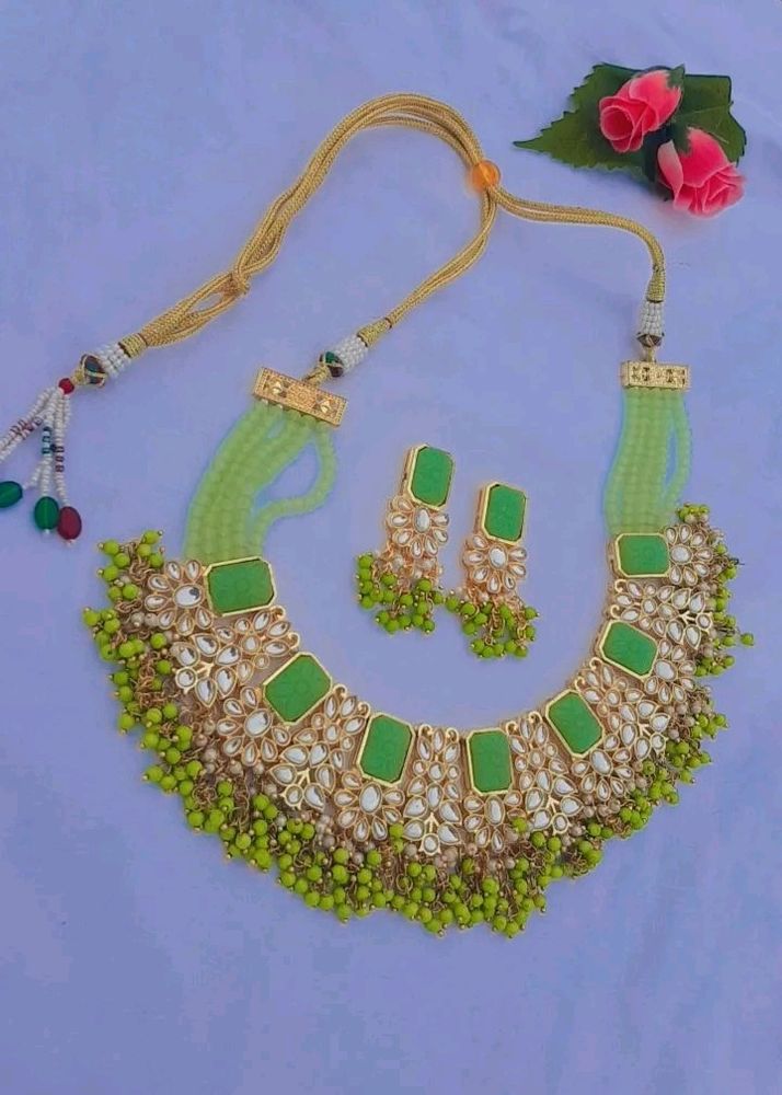 Green Kundan Necklace Set