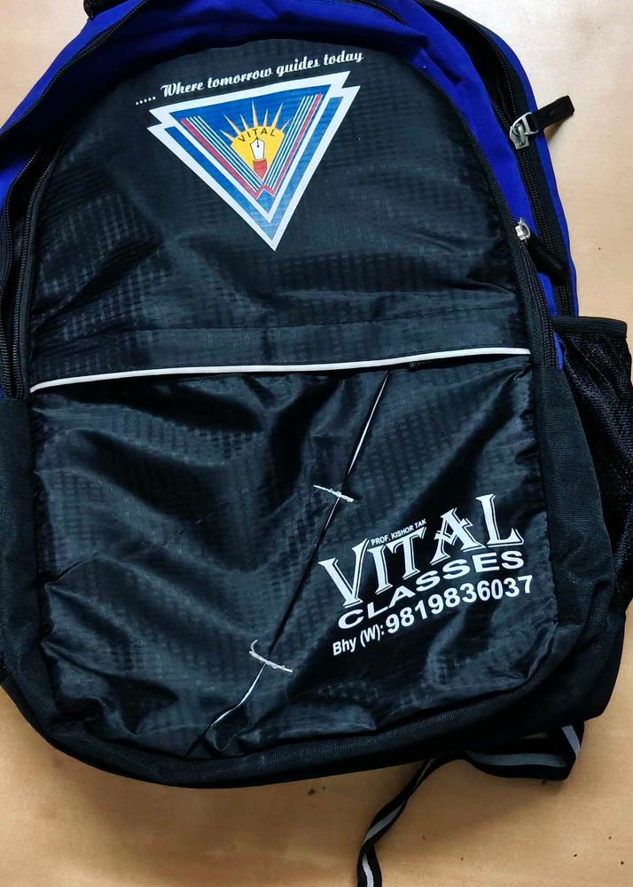 Sturdy Black Backpack – Ideal for College &amp; Daily