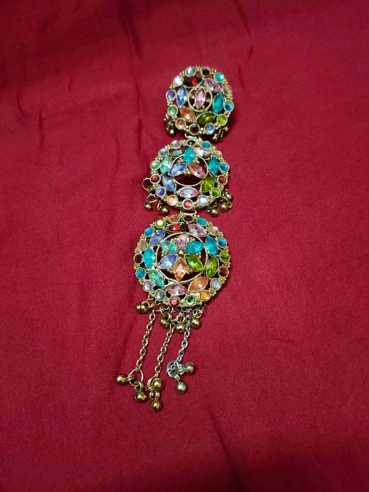 Colorful plait rakti for the hair