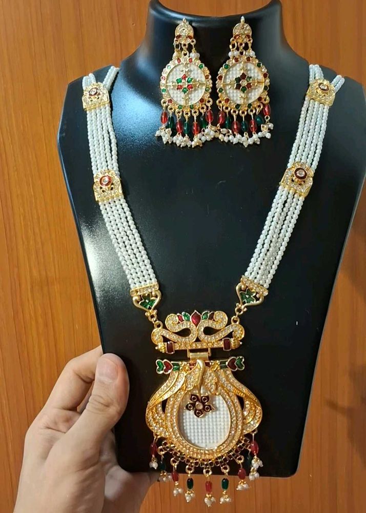 Necklace Set