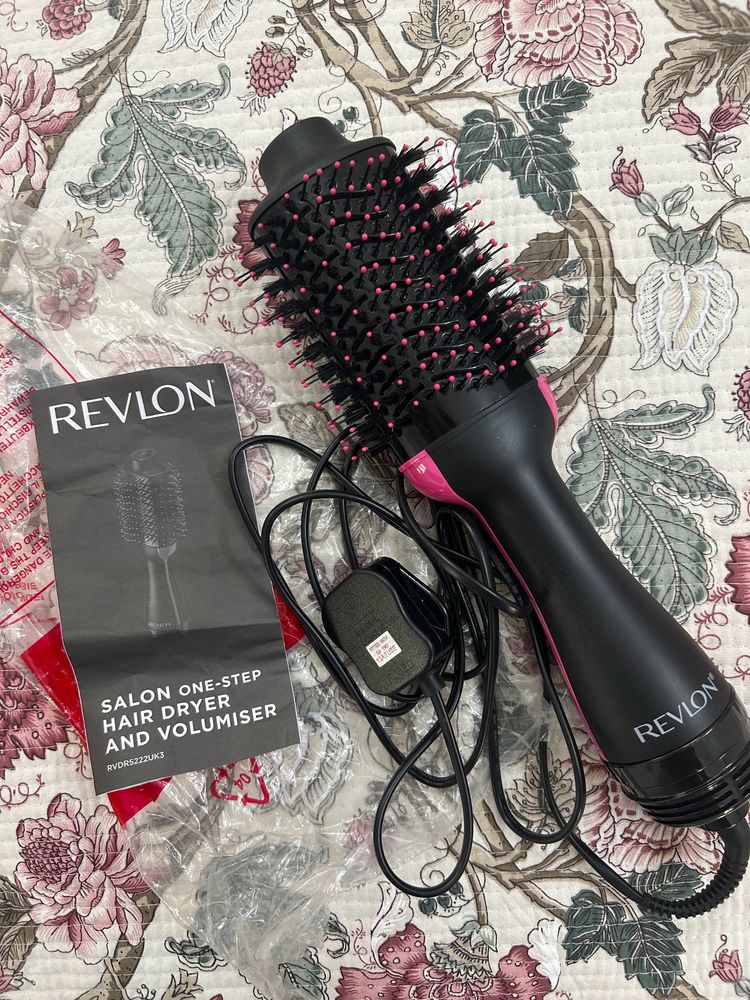 Revlon One Step Dryer &amp; Volumiser