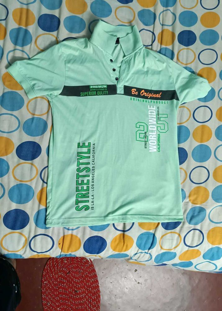 I Want To Sell Two T-shirt