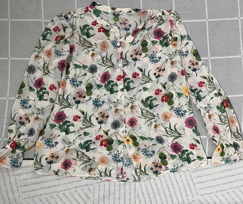 floral shirt