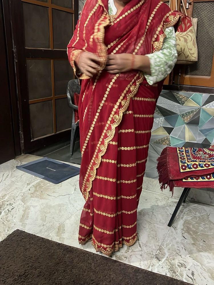 Elegant Red &amp; Gold Sari