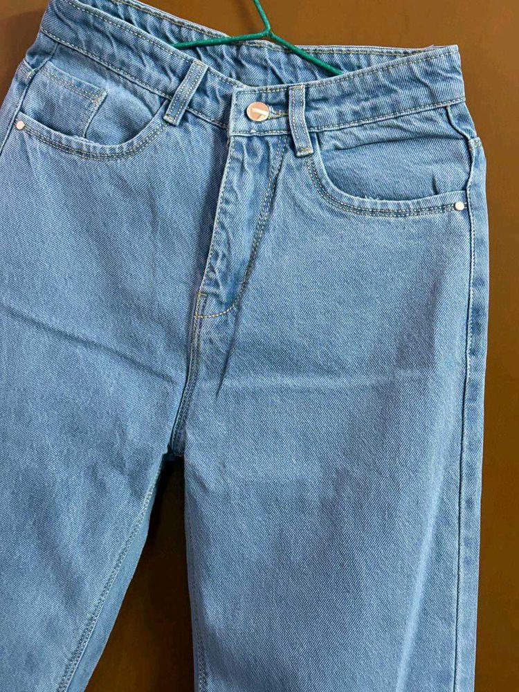 Light Blue Denim Jeans 👖