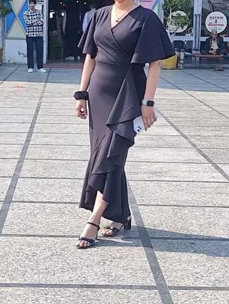 Elegant Black Wrap Dress