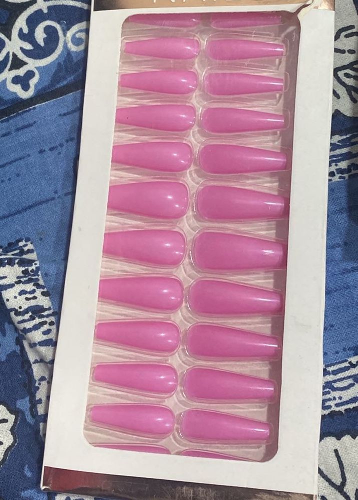 Pink Press-On Nails Set of 24