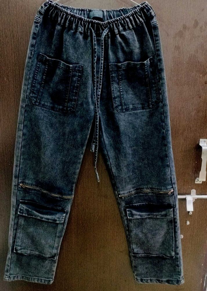 Branded Six Pocket Straight Fit Cargo Men 👖