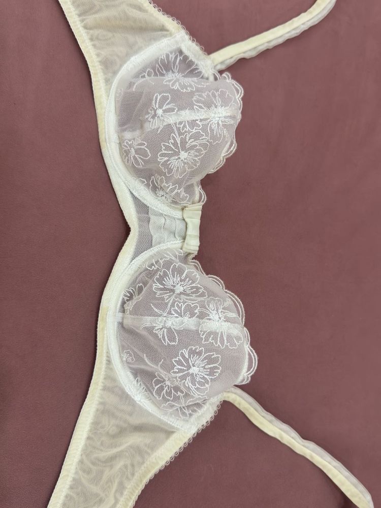 Floral Lace Bra