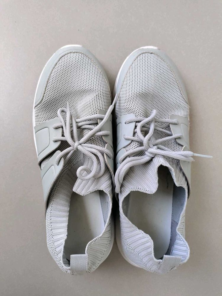 Pista Green Sports Shoes
