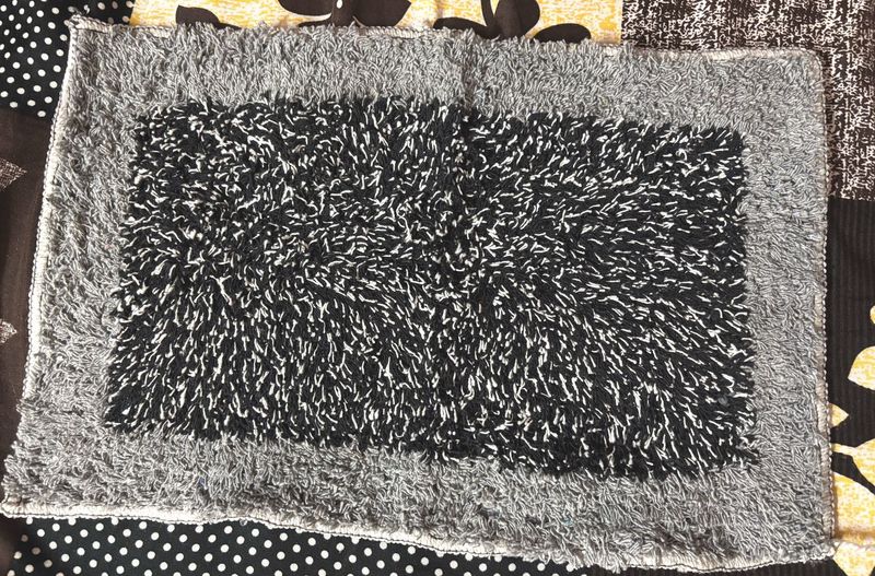 Black &amp; Gray Shag Rug
