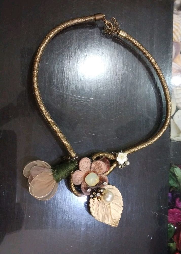 Neck piece (Thread Work ) Brand New  Tag Missing . Beautiful Piece