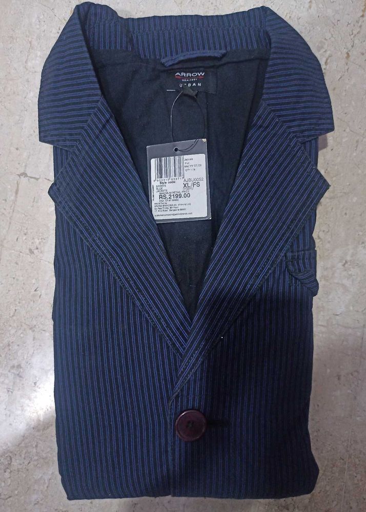 Arrow Striped Blazer