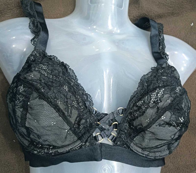 Lace Black Bra 38D🔥