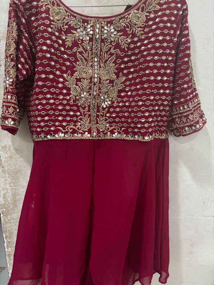 Elegant Maroon Kurta Set