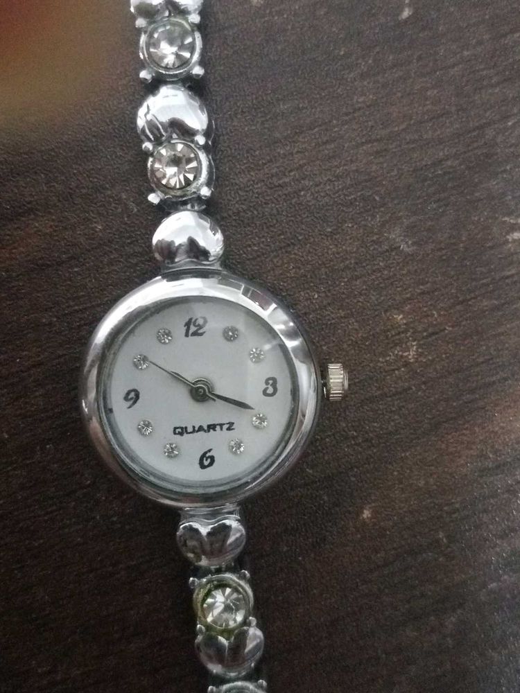 Elegant Quartz Watch