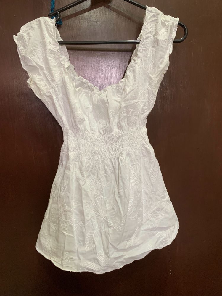 White Pinteresty Embroidery Detail Top